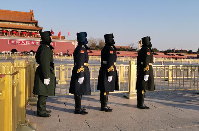 军人站岗内急怎么办,军人站岗腿麻遇到突发情况怎么办