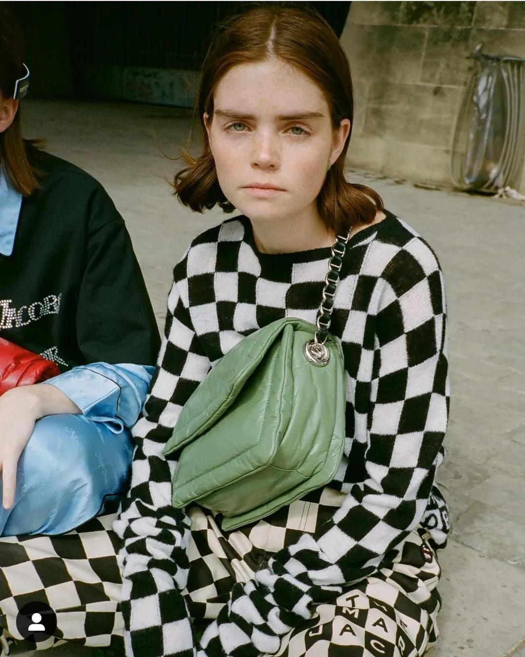 今年为啥流行棋盘格,棋盘格现在还流行吗