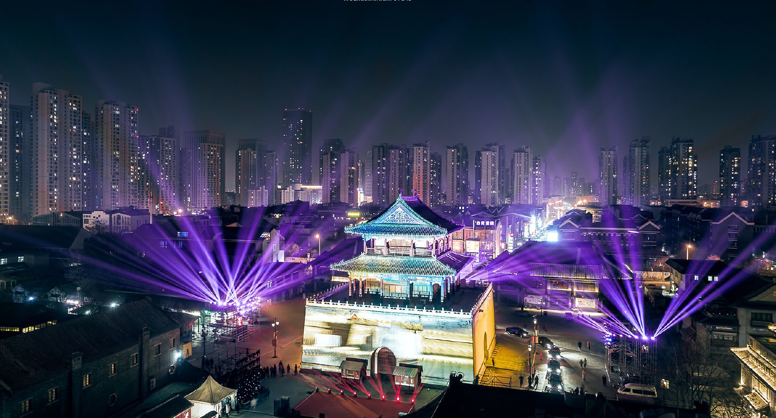 天津市里的夜景,天津壮观的夜景