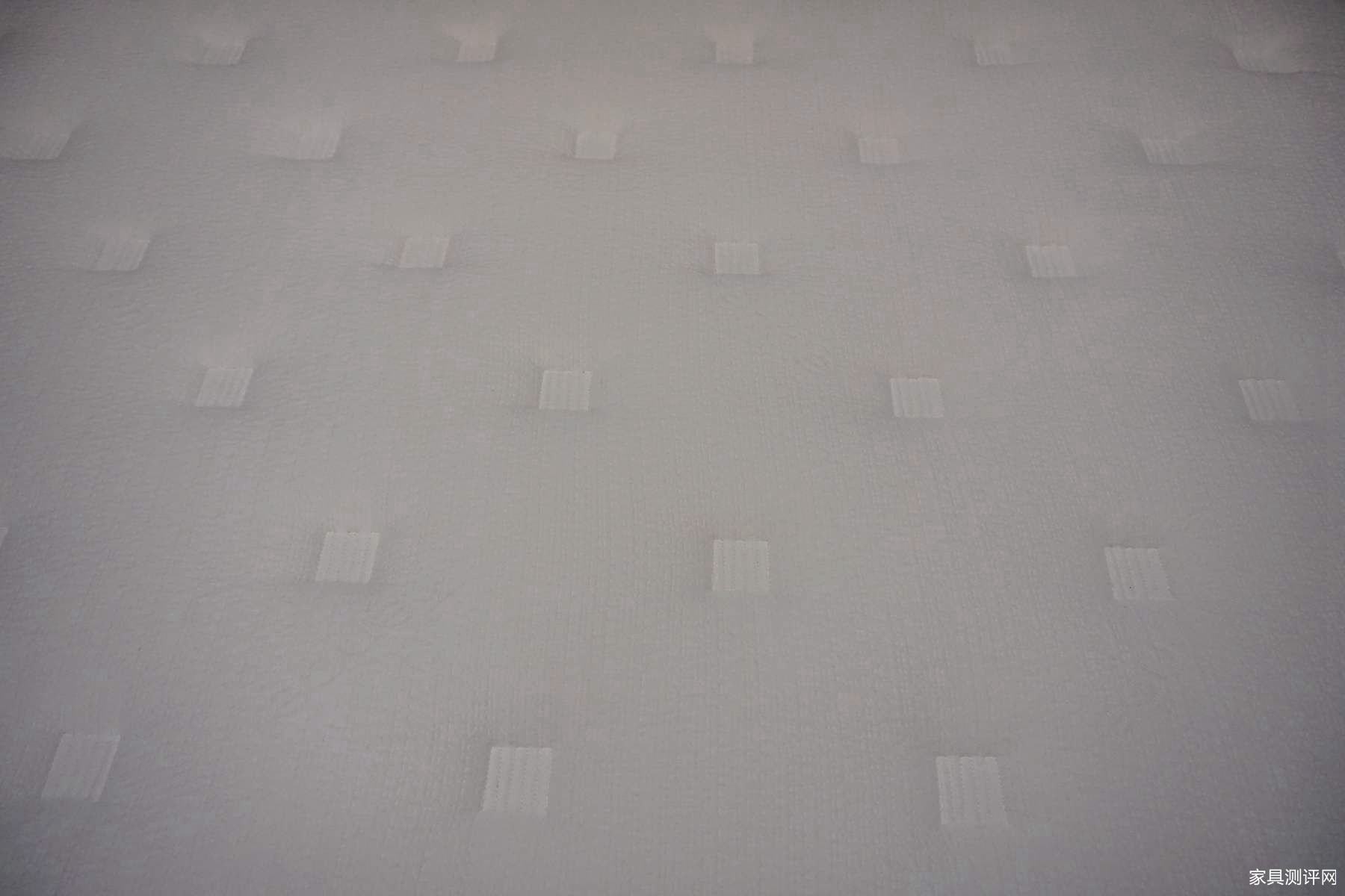 芝华仕床垫d026跟d060区别,芝华仕5星床垫气味大