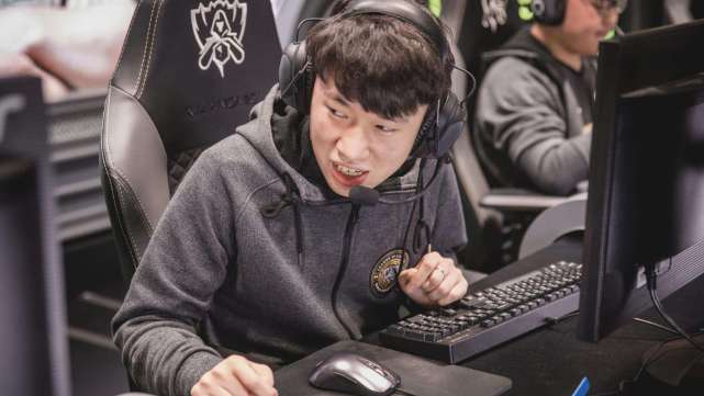 泸州老窖首次赞助电竞圈,LPL的4位上单选手会上场吗?