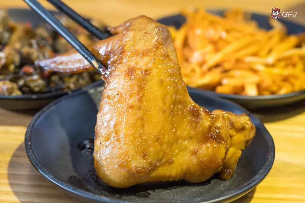 为了这碗螺蛳粉，我差点失去了我的朋友