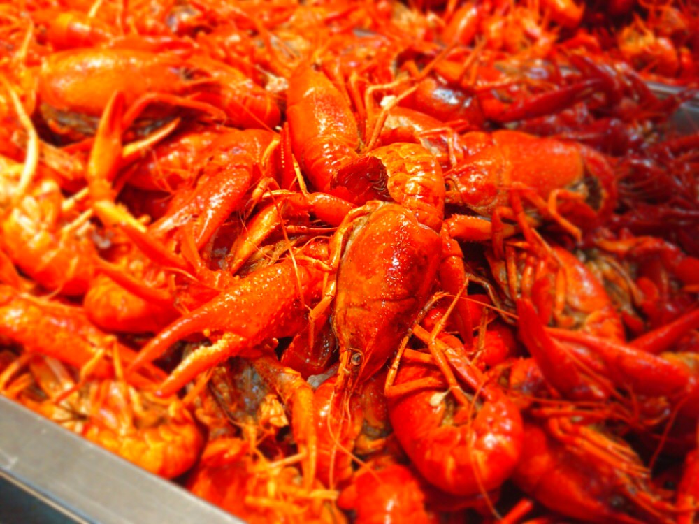 小龙虾是刷了再泡还是泡了再洗,洗小龙虾要不要放小苏打