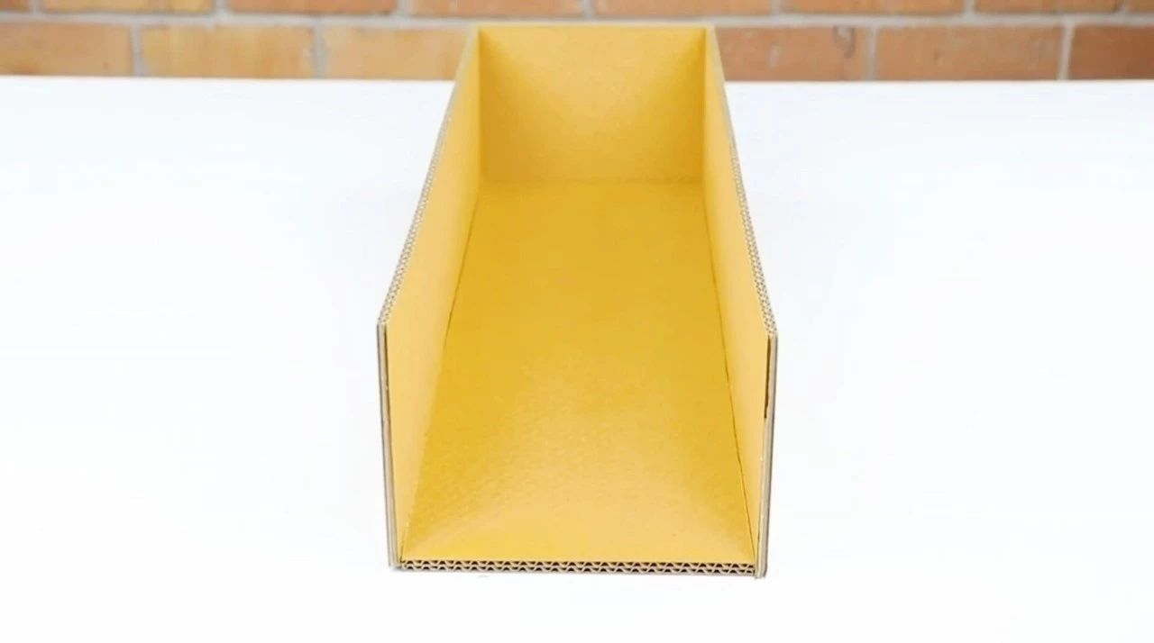 创客|手工做个手机投影仪,跟娃在家看大片