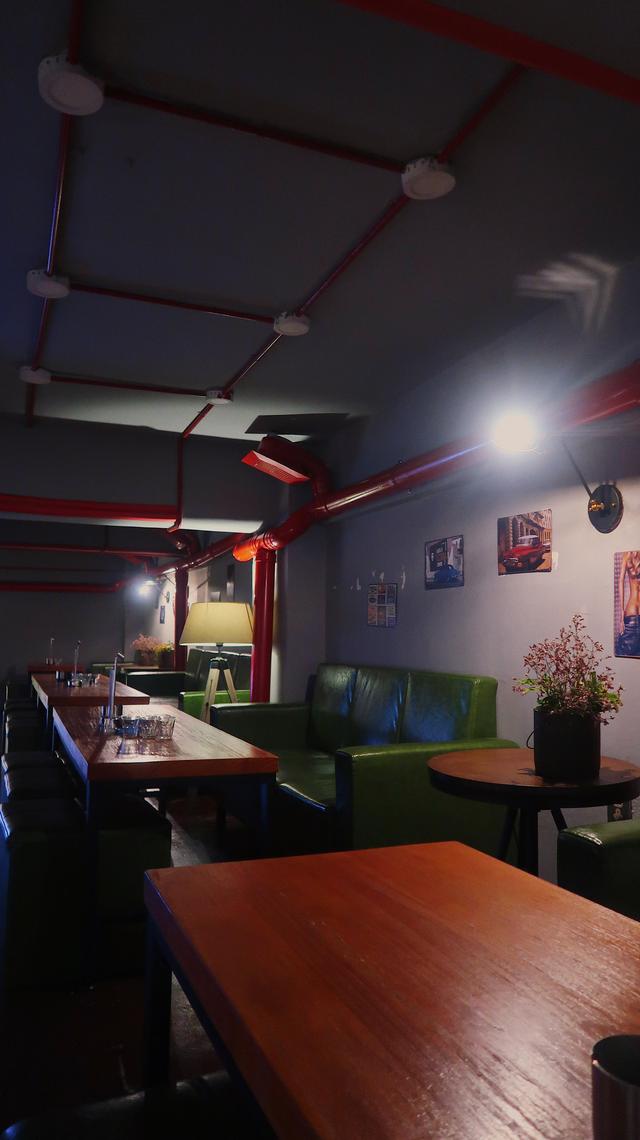 脸颊泛红毛孔粗大暗沉,脸颊泛红发烫毛孔扩张