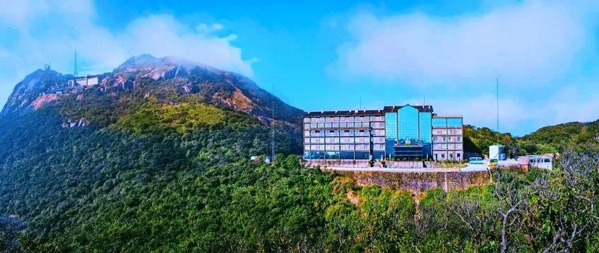 离云峰山最近的住宿,去离天空更近的地方