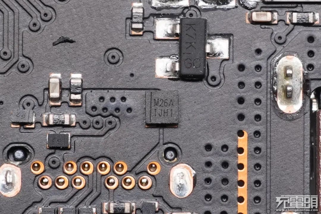 三星note10无线充电拆解,三星25w移动电源