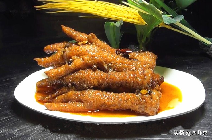 虎皮鸡爪如何做到脱骨而不烂,虎皮脱骨鸡爪的正宗做法