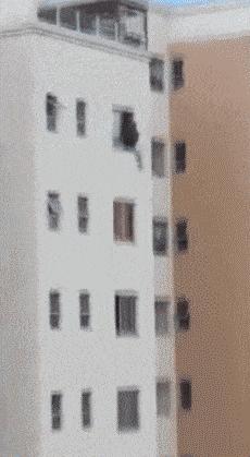 搞笑gif开心一刻原来高手在民间,搞笑gif你大爷果然还是你大爷