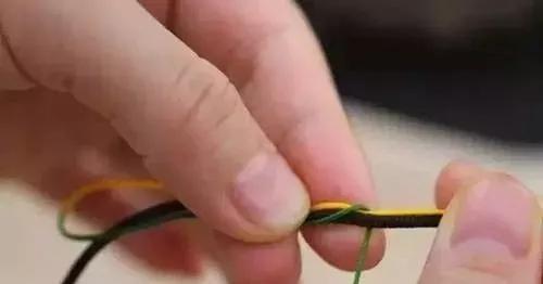 最容易学会的手串打结方法,小叶紫檀手串编绳打结