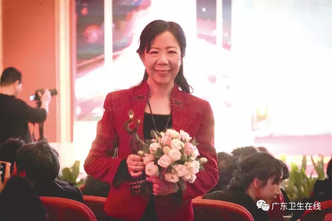她是口碑爆棚的“送子观音”，精研岐黄之术，推动岭南罗氏妇科流派走向世界