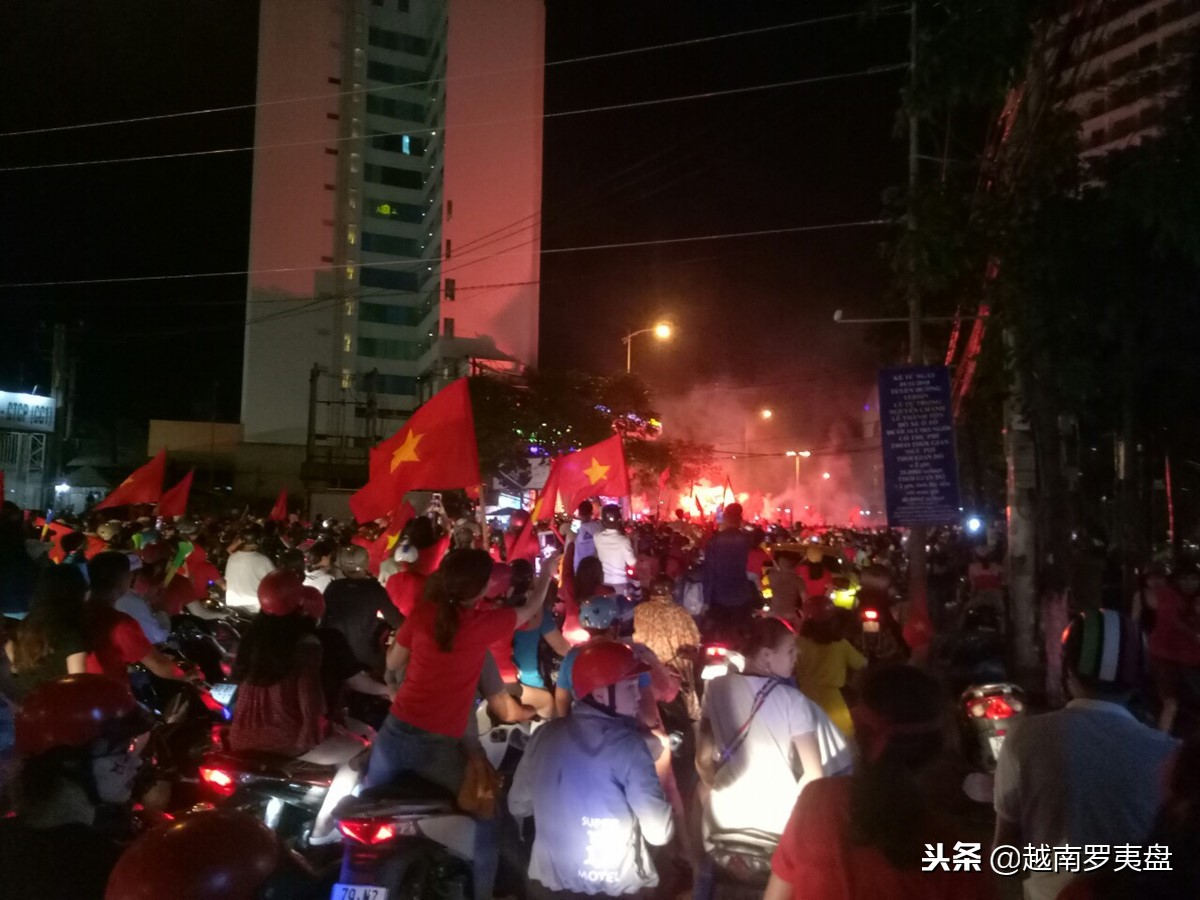 越南人看待中国足球,越南对足球的狂热