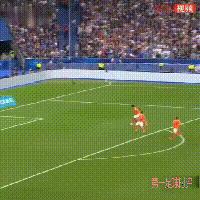 范迪克是当今足坛最强中后卫吗,实况足球范迪克左中卫还是右中卫