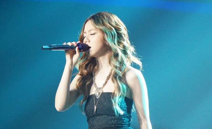 唱歌不会换气怎么锻炼,唱歌用鼻子换气还是用口换气