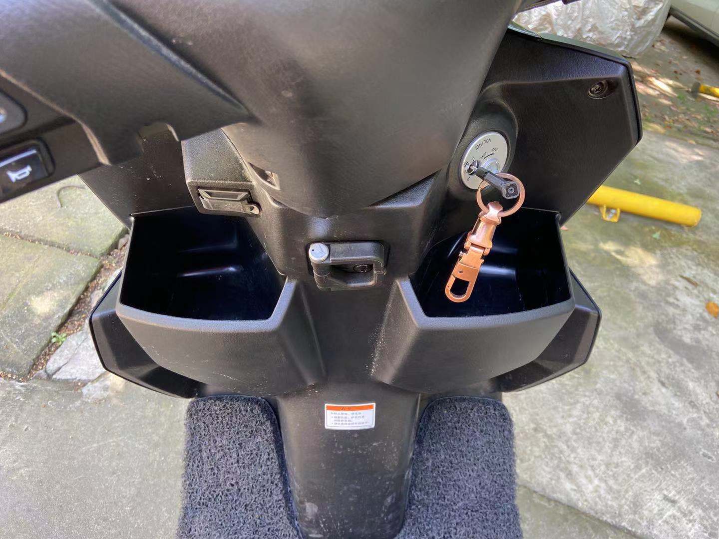 给我的新伙伴代步踏板摩托车铃木UY125记录点点滴滴