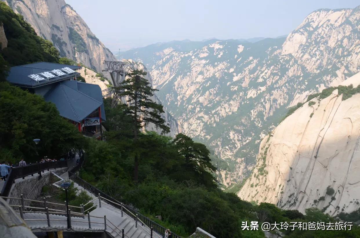 爬华山不坐索道爬几个小时,去华山是徒步登山好还是坐缆车好