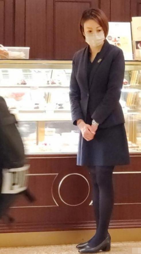 港姐梁敏仪结婚,港姐五强梁敏仪