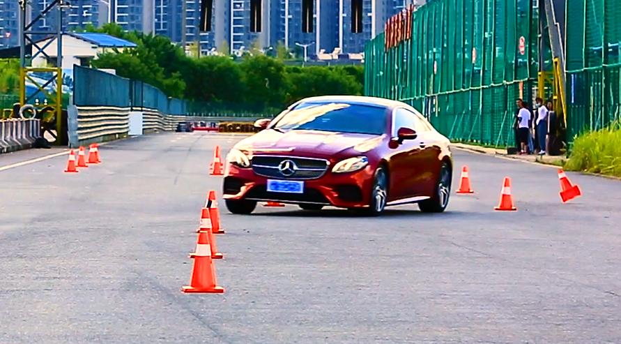 新款e级轿跑coupe,ecoupe轿跑