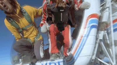 鸡头放摄像头视频,鸡头上装摄像机