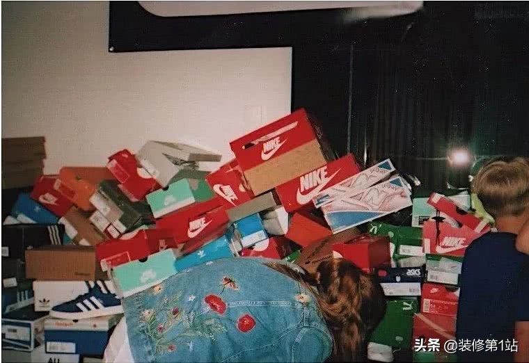 家里鞋子太多了如何收纳整理鞋子,鞋柜放不下的鞋子怎么收纳