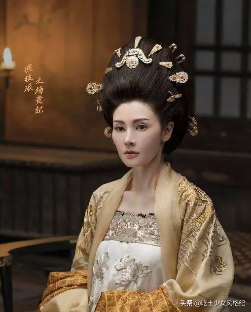 嫁入豪门多年突然要复出和于正合作？她这是真缺钱了吗？