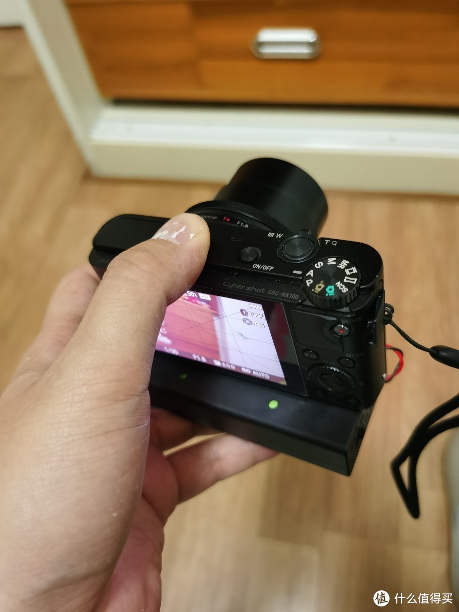 索尼黑卡哪一代最值,老款索尼黑卡