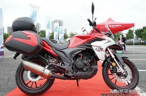 国产新感觉250,皮实耐造的入门拉力车