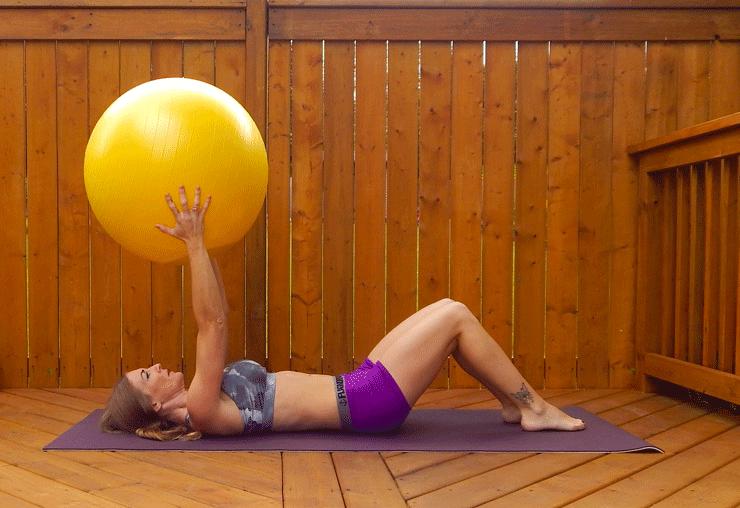 这组超火的球瑜伽，坚持1周后，腰细了，屁股也翘了