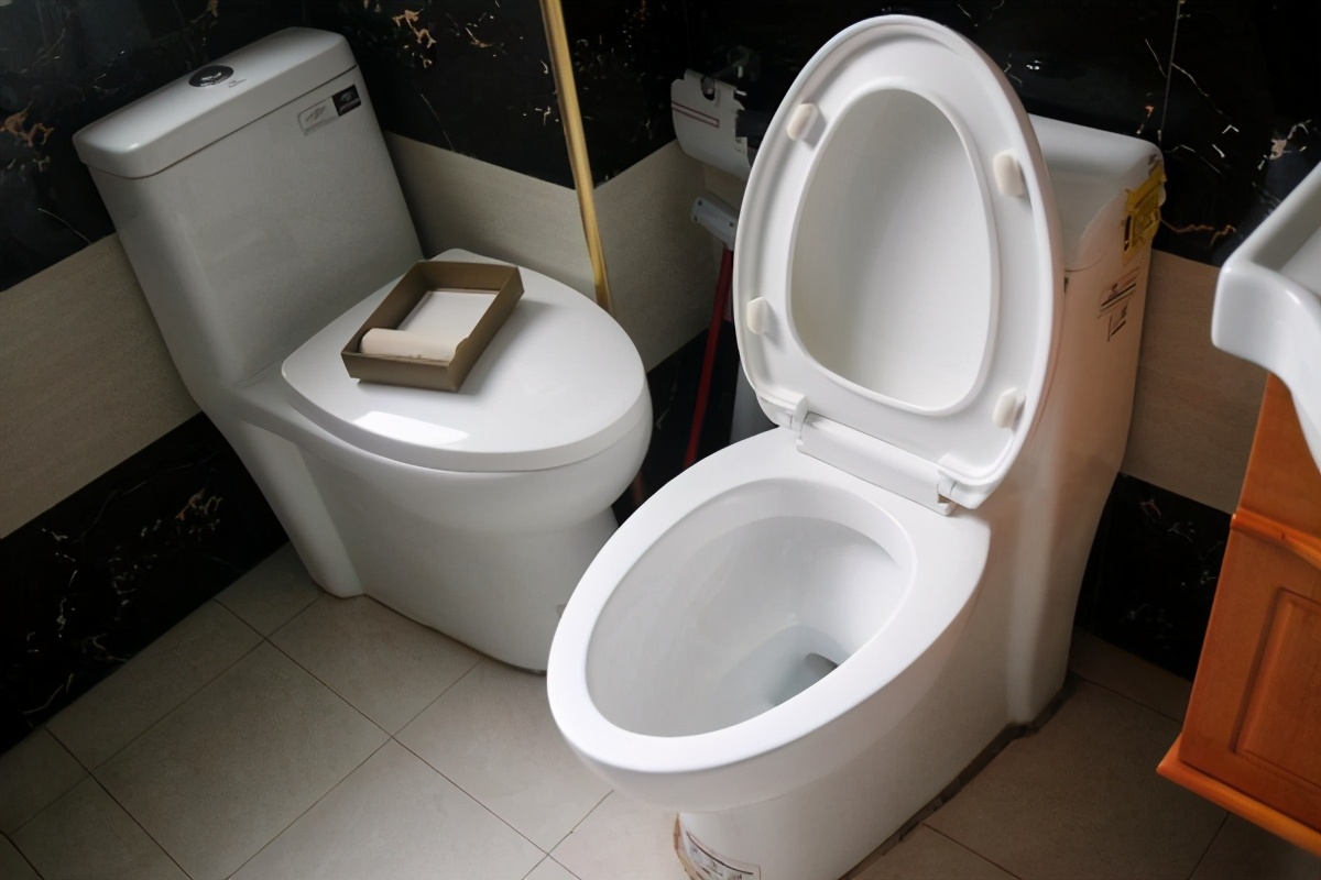 厕所改造增加一个蹲坑,厕所改装蹲厕多少钱