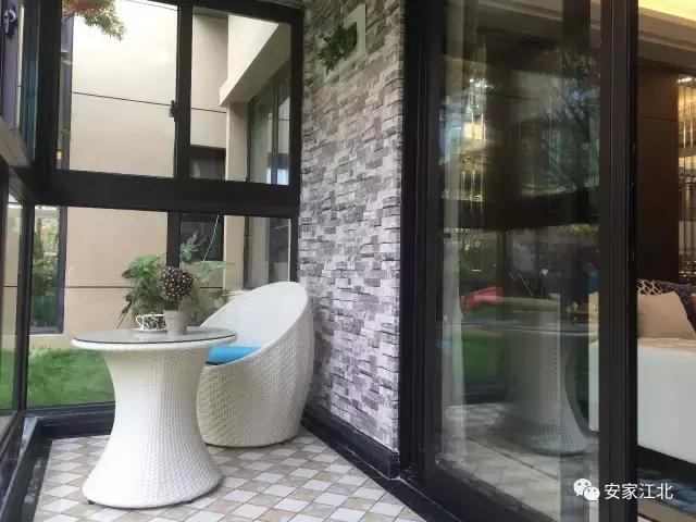 均价6500但是首开有五千多的房源,均价5500一平新盘