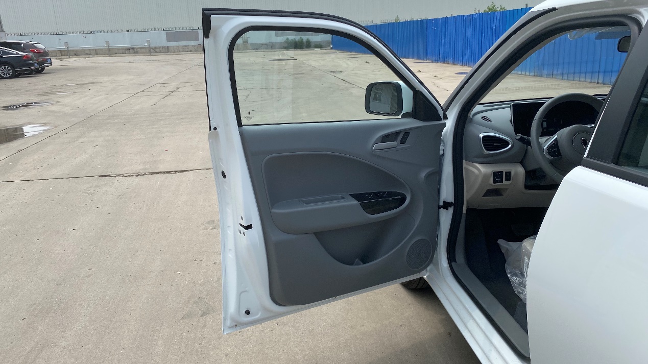 续航超400km欧拉白猫正式上市,欧拉白猫400公里真实续航