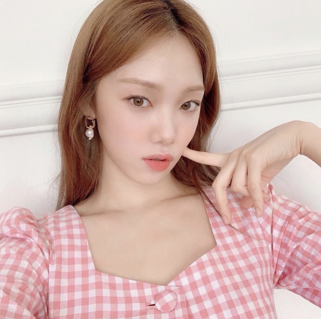 黛珂decorte焕白美白水乳,黛珂和后美白哪个好