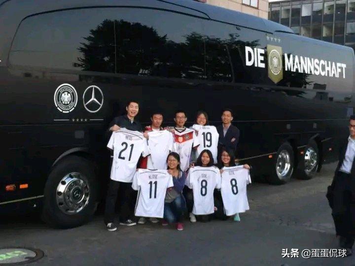 罗伊斯莱万格策胡梅尔斯,胡梅尔斯和格策回多特