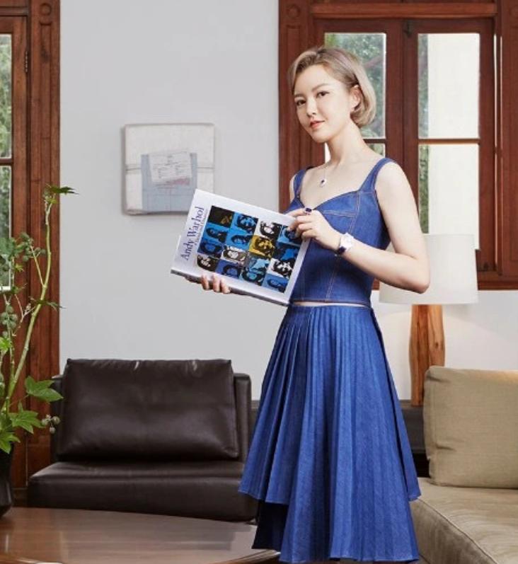 任正非小女儿出道,任正非的小女儿简介