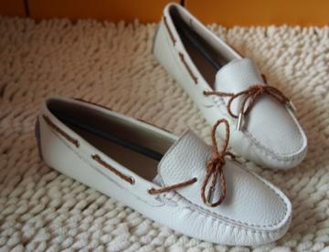 豆豆鞋的潮流鼻祖,豆豆鞋tods搭配