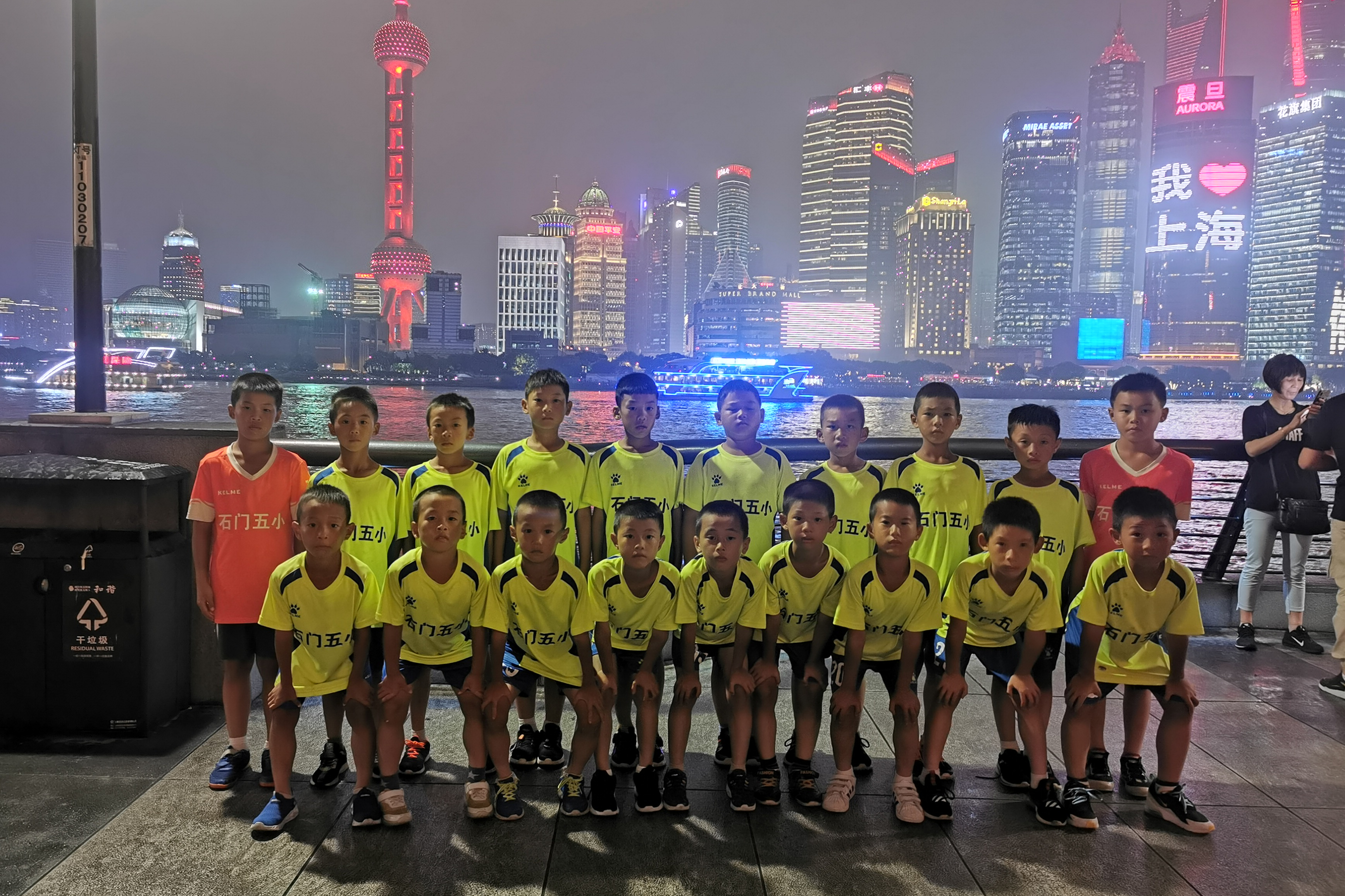 乡村小学足球队踢进全国季军,乡村学校的孩子中国足球