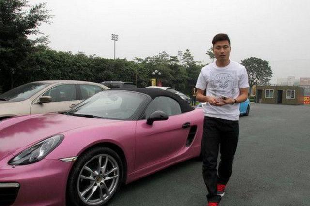 国足球星开什么车,国足都开什么豪车