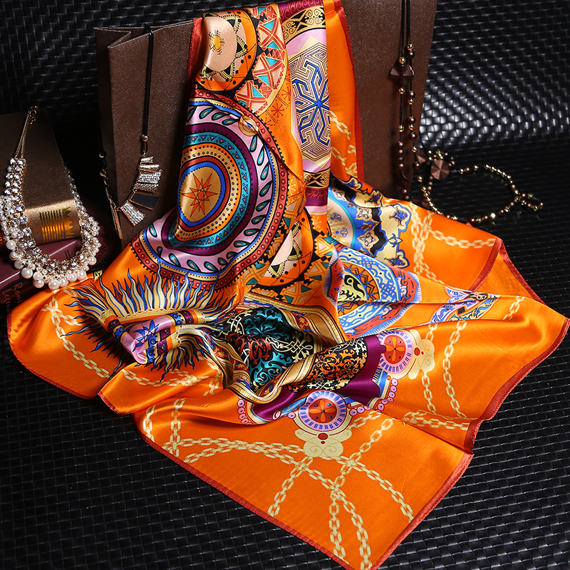 你知道章子怡戴的爱马仕丝巾为什么牛吗？