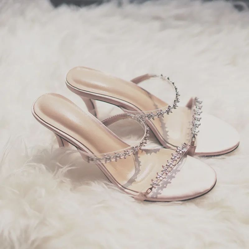 春夏值得入手的10款鞋子,秋天最时髦好穿的鞋这4双必买