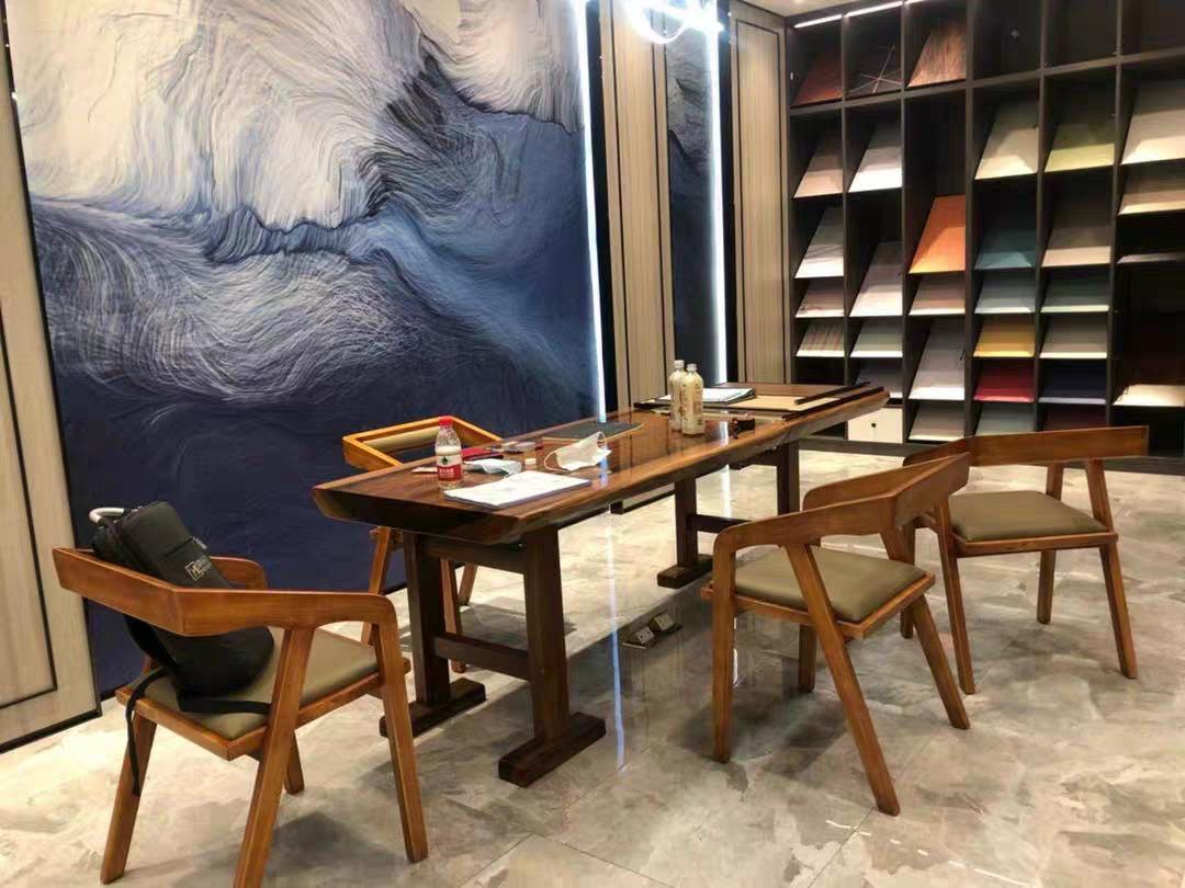 最便宜不开裂的实木大板排名,怎样分别实木大板是真的实木大板