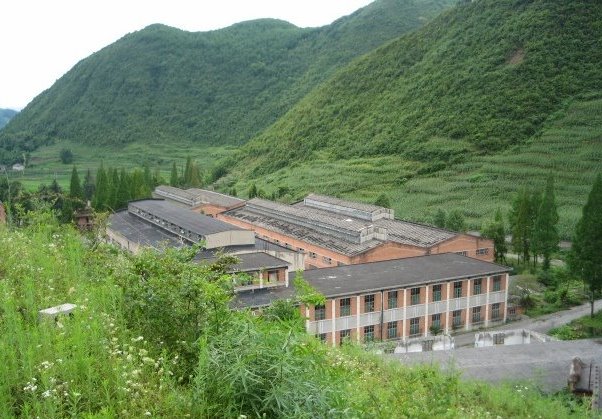 一个神秘废弃军事基地,贵州废弃的军工洞