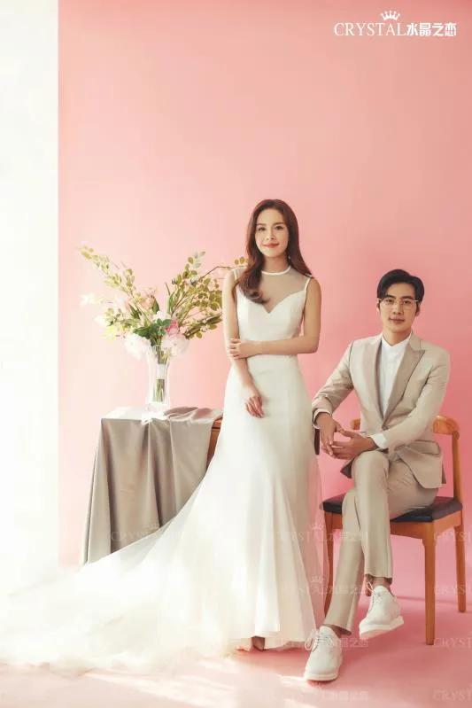 婚纱照韩式内景粉色气质,韩式内景婚纱照找哪家