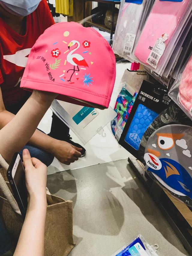 带宝宝游泳有必要吗,带孩子游泳需要带什么