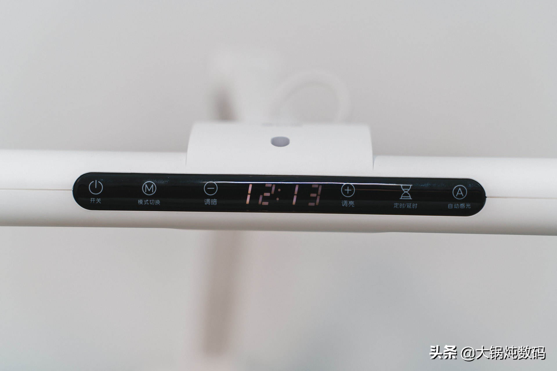 黑白调儿童学习桌星空款,儿童学习桌到底是不是智商税