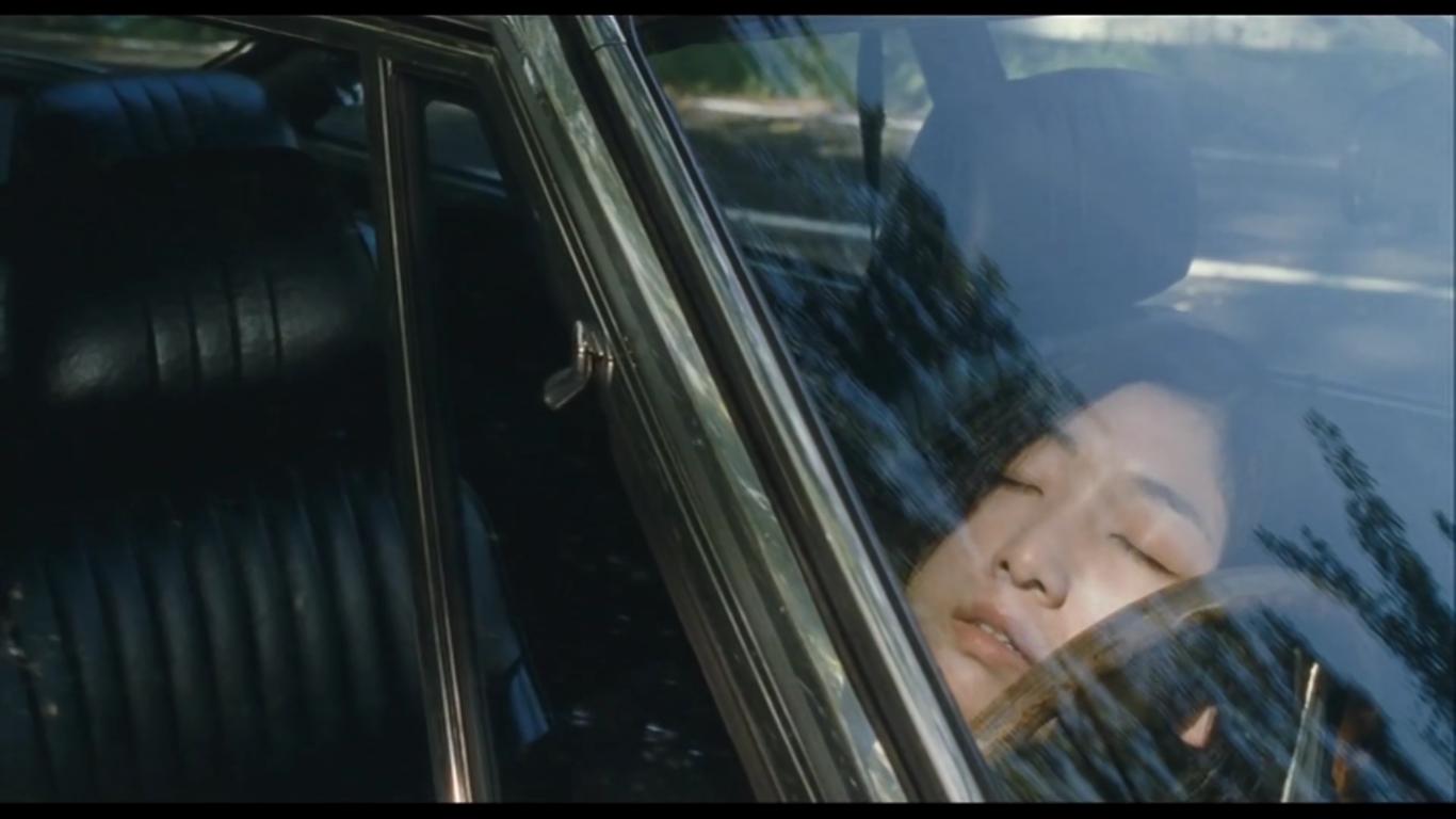 女护工入侵老人私生活，《0.5毫米》用“性空虚”揭开时代隐疾