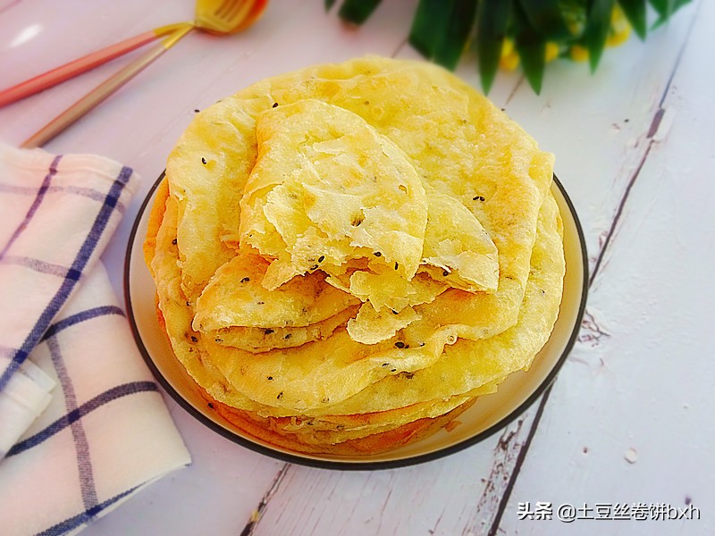 不发面不揉面做饼方法简单又好吃,发面柔软的杂粮饼做法带模具的