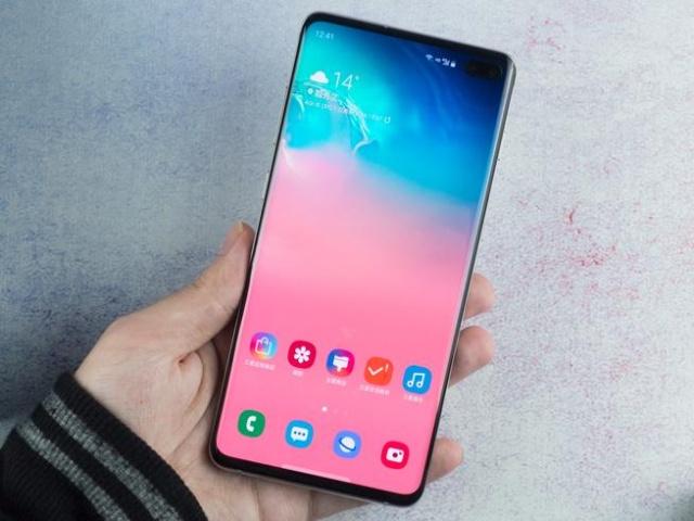 港版真香机！三星S10＋初体验，将千元机配置优化成旗舰？