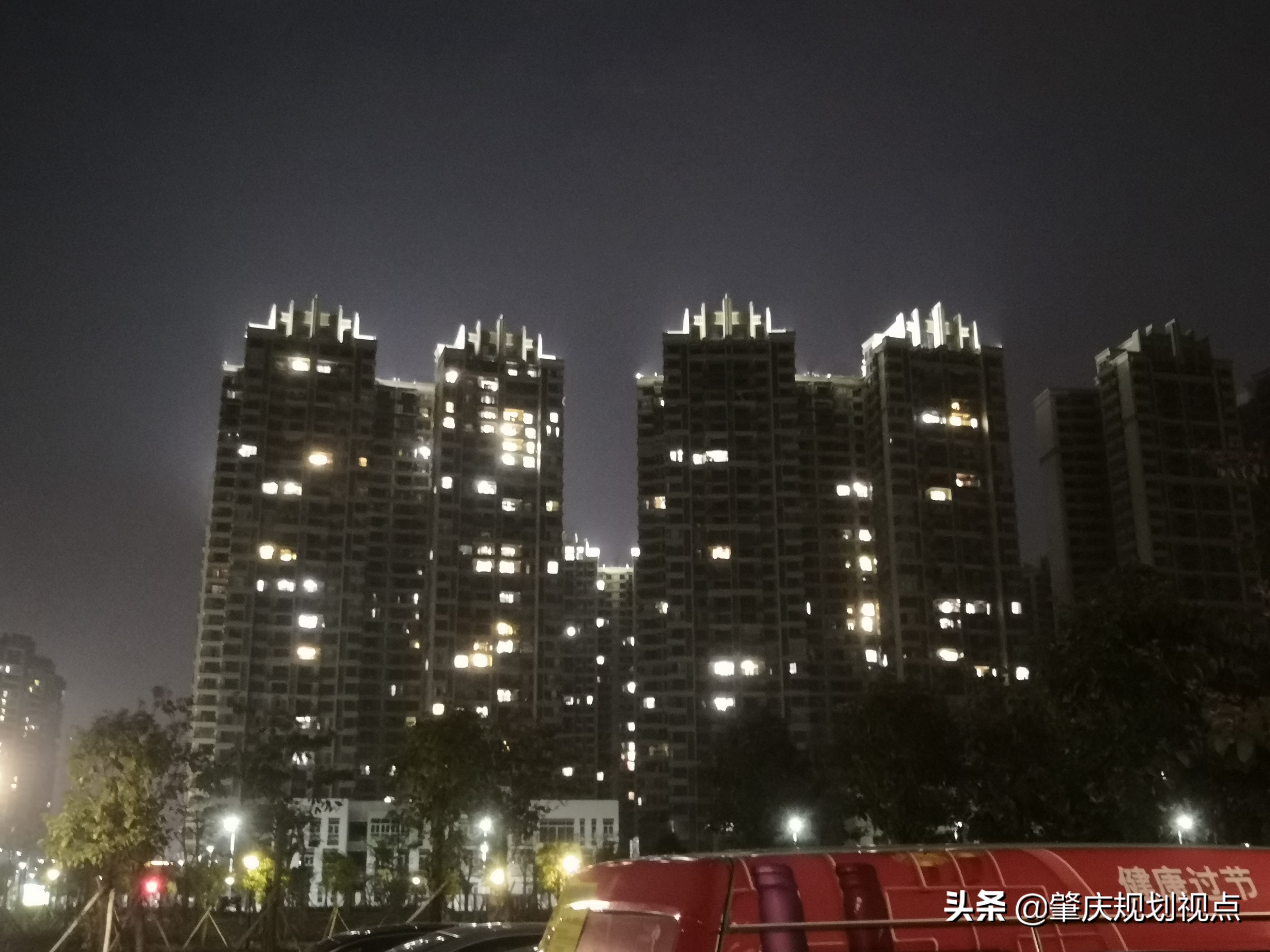 疫情下楼盘怎么样,端州东湖公园附近阳光房