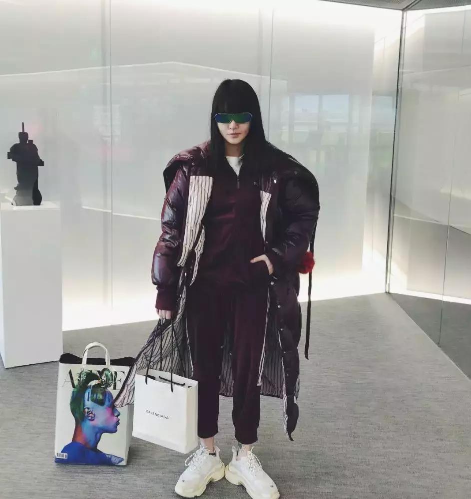 拒绝臃肿冬天最薄的保暖衣,好看又不显臃肿的羽绒服