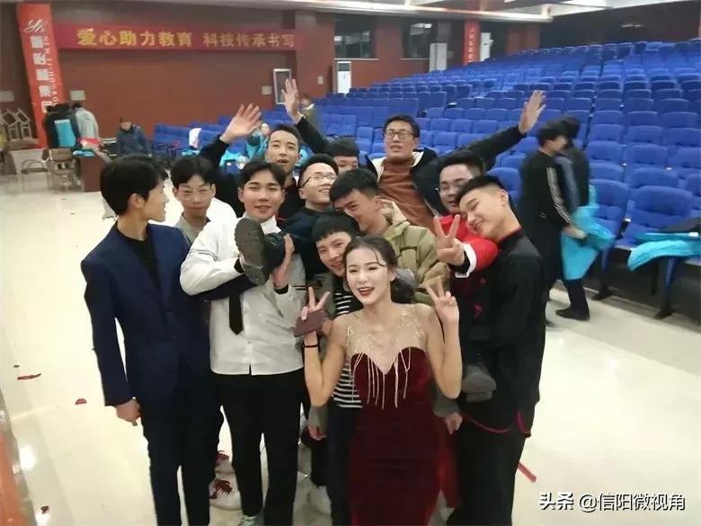 固始永和高中:招二类学生,考一流成绩,上名牌大学(图)